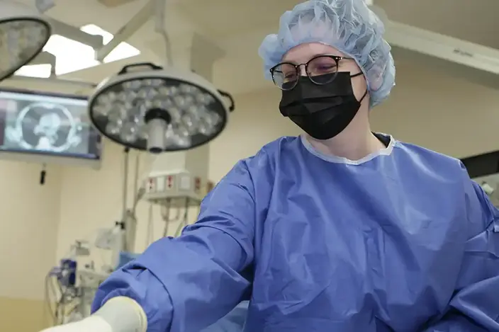 doctor in mask in sugery